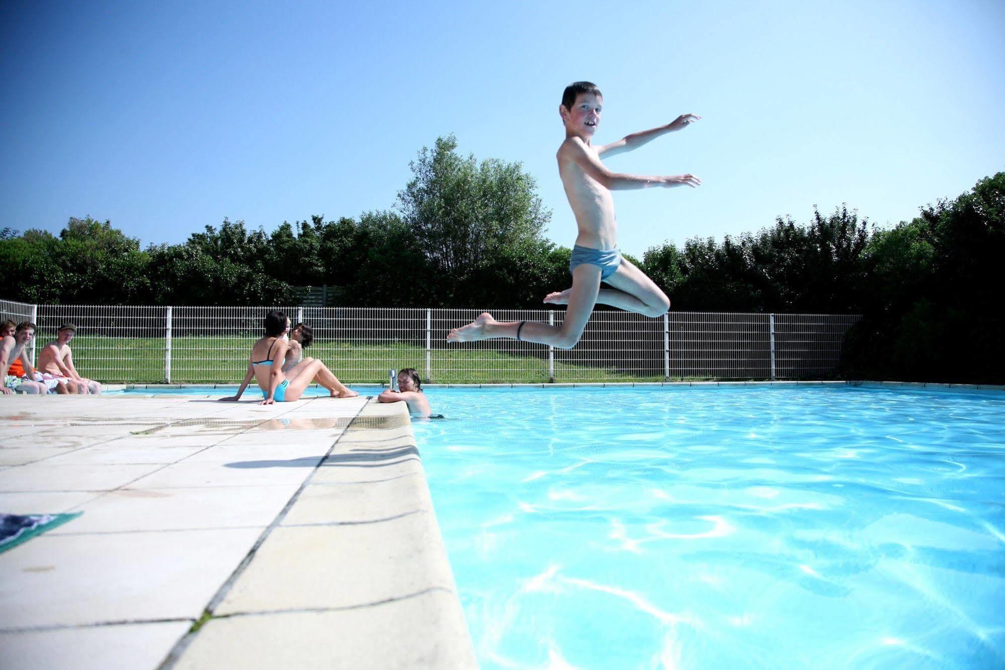 Zeepark Zeewind Hotel Bredene Luaran gambar